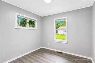 426 Suwanee St, Park Forest, IL 60466 - Photo 11