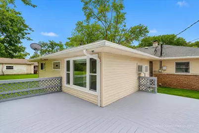 426 Suwanee Street, Park Forest, IL 60466 - Photo 19