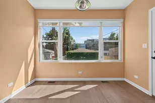 1507 W Hollywood Ave, Chicago, IL 60660 - Photo 11