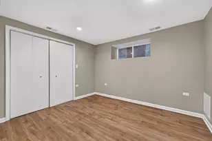 1507 W Hollywood Ave, Chicago, IL 60660 - Photo 21