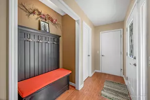 823 Holiday Dr, Lake Holiday, IL 60548 - Photo 9
