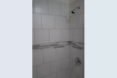 2051 W Arthur Avenue, Chicago, IL 60645 - Photo 7