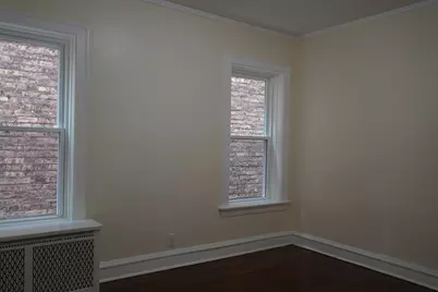 2051 W Arthur Avenue, Chicago, IL 60645 - Photo 11
