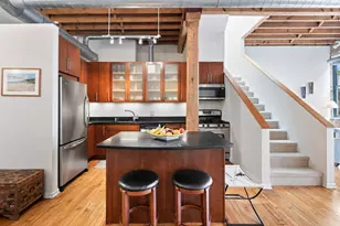 3201 N Seminary Ave, Chicago, IL 60657 - Photo 3