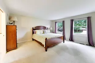 2302 Lisa Ct, Palatine, IL 60067 - Photo 17