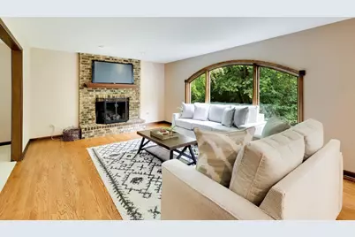 2302 Lisa Court, Palatine, IL 60067 - Photo 13