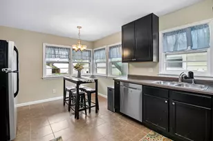 640 S Winfield Ave, Kankakee, IL 60901 - Photo 3