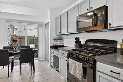 939 Four Seasons Boulevard, Aurora, IL 60504 - Photo 13
