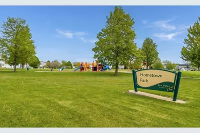 939 Four Seasons Boulevard, Aurora, IL 60504 - Photo 31
