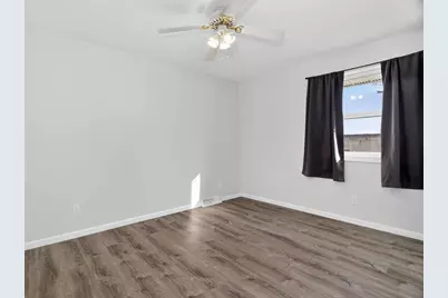 105 W Oak Street, Coal City, IL 60416 - Photo 17