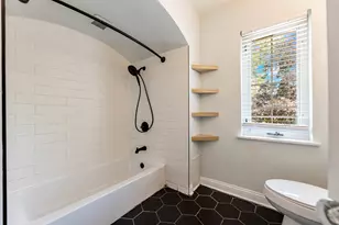 9146 S Oakley Ave, Chicago, IL 60643 - Photo 13