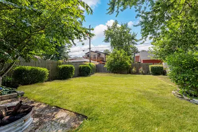 9146 S Oakley Avenue, Chicago, IL 60643 - Photo 23