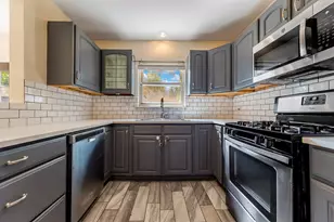 9146 S Oakley Ave, Chicago, IL 60643 - Photo 7