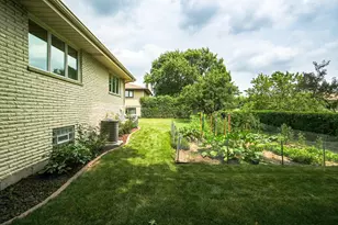 7453 Cashew Dr, Orland Park, IL 60462 - Photo 43