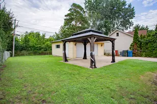 711 Schiller St, Itasca, IL 60143 - Photo 21