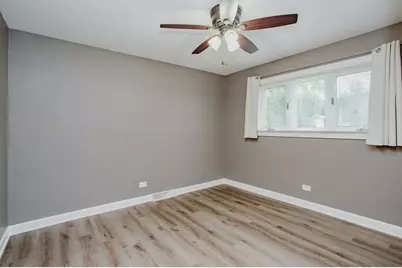 711 Schiller Street, Itasca, IL 60143 - Photo 15