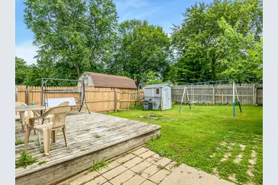 1247 W Logan Street, Freeport, IL 61032 - Photo 25