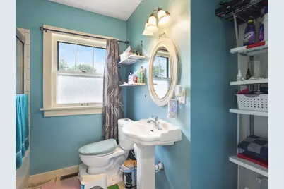 1247 W Logan Street, Freeport, IL 61032 - Photo 15