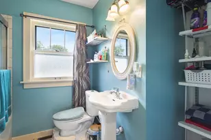 1247 W Logan St, Freeport, IL 61032 - Photo 15