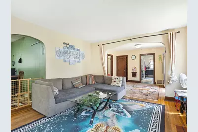 1247 W Logan Street, Freeport, IL 61032 - Photo 5
