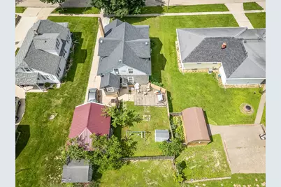 1247 W Logan Street, Freeport, IL 61032 - Photo 33