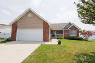 650 Lookout Way, Bourbonnais, IL 60914 - Photo 1