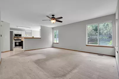 542 Waterford Lane, South Elgin, IL 60177 - Photo 17