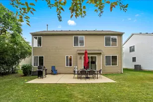 542 Waterford Ln, South Elgin, IL 60177 - Photo 35