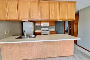 8000 Primrose Pl, Poplar Grove, IL 61065 - Photo 11