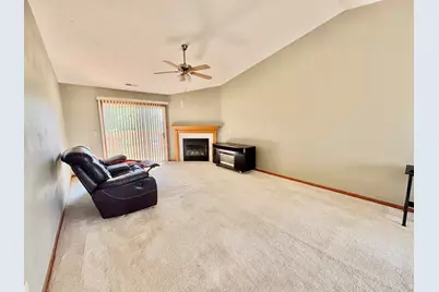 8000 Primrose Place #D, Poplar Grove, IL 61065 - Photo 5