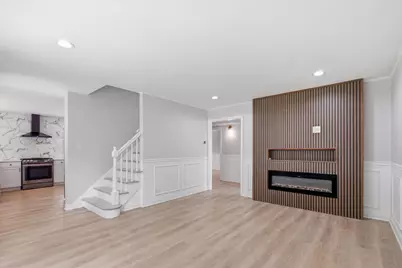 9221 S 49th Court, Oak Lawn, IL 60453 - Photo 5
