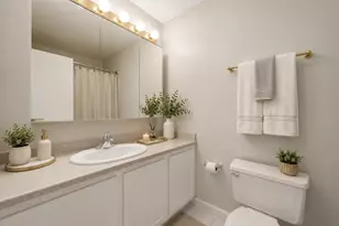 10 E Ontario St, Chicago, IL 60611 - Photo 13