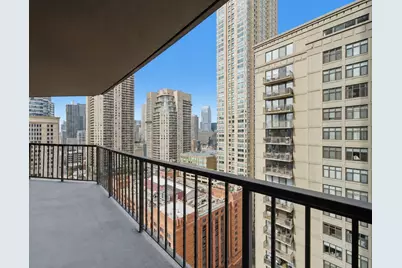 10 E Ontario Street #2205, Chicago, IL 60611 - Photo 13