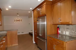 19W270 Governors Trail, Oak Brook, IL 60523 - Photo 11