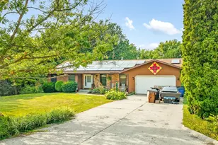3222 N Silver Ridge Dr, Oregon, IL 61061 - Photo 1