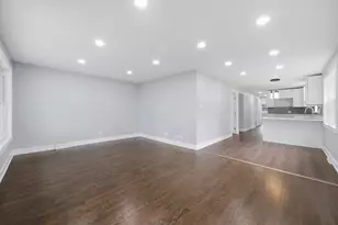 2016 W 52nd St, Chicago, IL 60609 - Photo 3