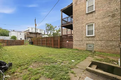 821 N Lockwood Avenue, Chicago, IL 60651 - Photo 31