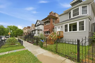 821 N Lockwood Avenue, Chicago, IL 60651 - Photo 3