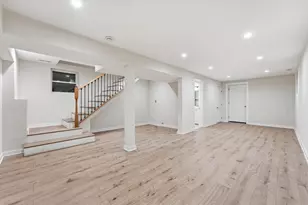 821 N Lockwood Ave, Chicago, IL 60651 - Photo 19