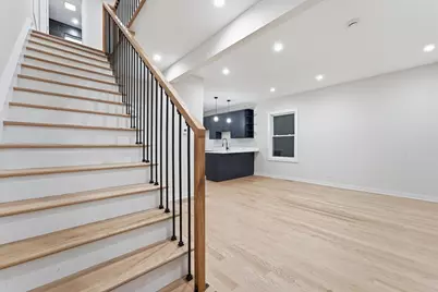 821 N Lockwood Avenue, Chicago, IL 60651 - Photo 23