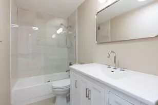 30 E Huron St, Chicago, IL 60611 - Photo 9