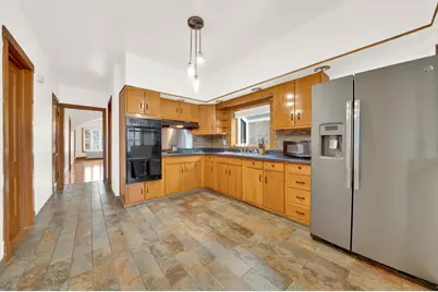 2326 Gunderson Avenue, Berwyn, IL 60402 - Photo 9