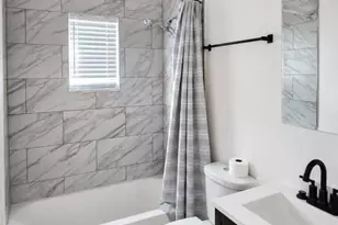 10727 S Kedzie Ave, Chicago, IL 60655 - Photo 9