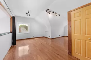 855 S Bartlett Rd, Bartlett, IL 60103 - Photo 25