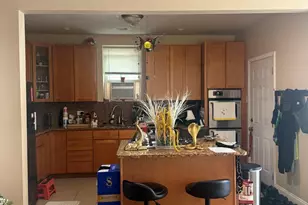 8942 S Blackstone Ave, Chicago, IL 60619 - Photo 3