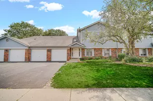 1661 Commodore Ct, Schaumburg, IL 60193 - Photo 3