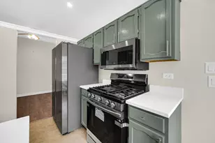 1661 Commodore Ct, Schaumburg, IL 60193 - Photo 7