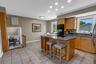 8336 W 94th Street, Hickory Hills, IL 60457 - Photo 13