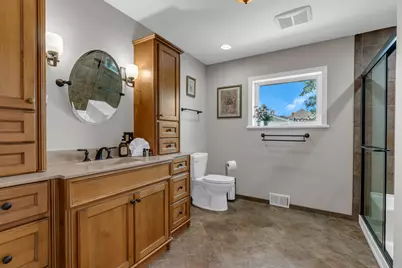 8336 W 94th Street, Hickory Hills, IL 60457 - Photo 17