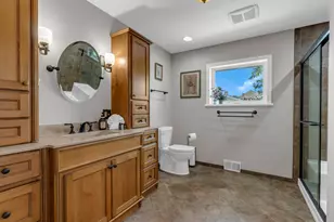 8336 W 94th St, Hickory Hills, IL 60457 - Photo 17